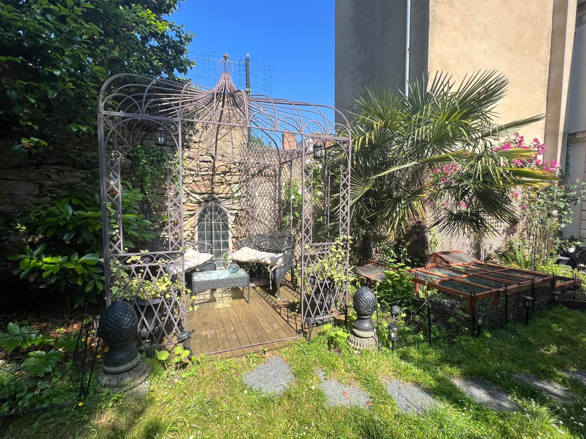 Duplex Au 2Eme Et De Notre Maison -Acces Au Jardin-Smart Tv-Streaming-Wifi Le Mans Luaran gambar