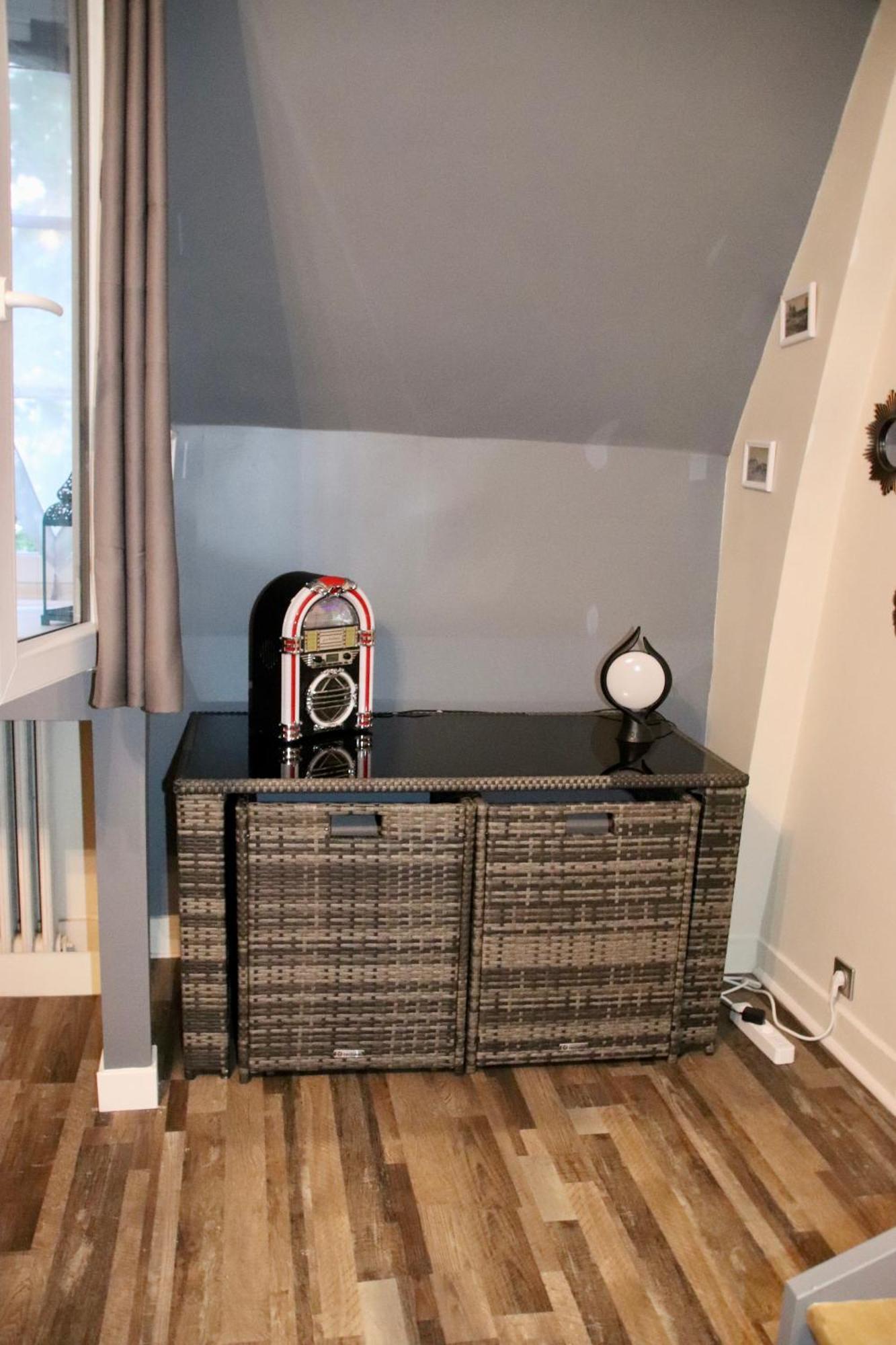 Duplex Au 2Eme Et De Notre Maison -Acces Au Jardin-Smart Tv-Streaming-Wifi Le Mans Luaran gambar